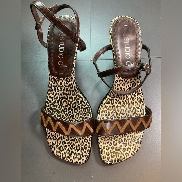 Studio C Cheetah Print Brown and Tan 3” Heels, size 7 - Picture 2 of 4